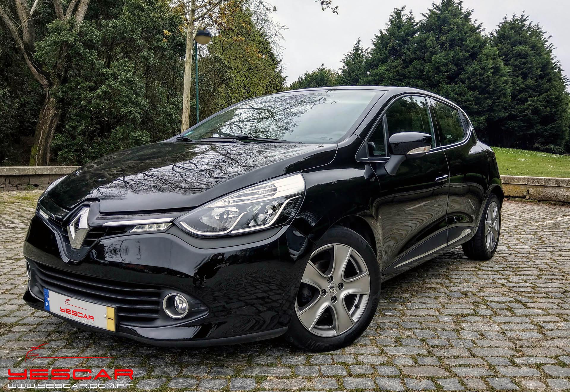 YESCAR_Renault_Clio (10)
